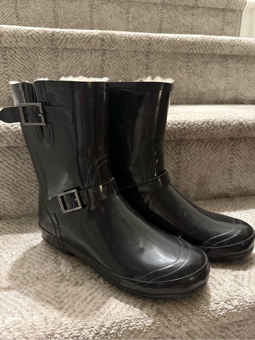 BURBERRY shearling rainboots